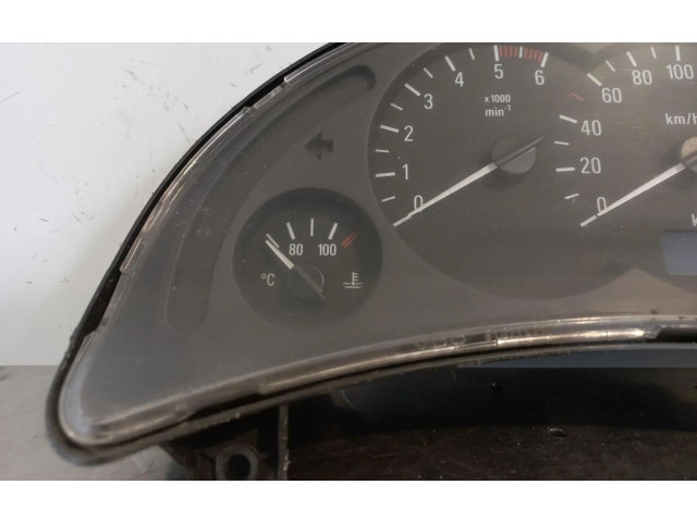 Панель приборов 88311302   Opel Combo C       