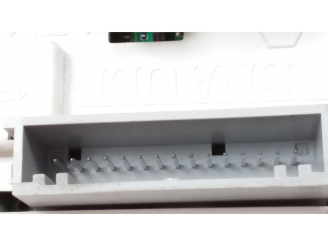 Дисплей    P7700436307A, P7700436307   Renault Scenic I