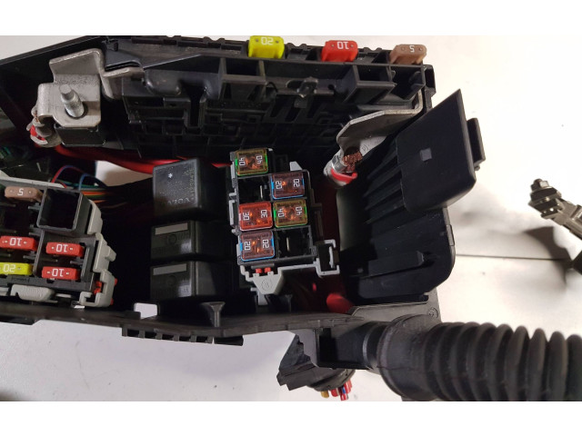 Pojistková skříňka 31346538, 6G9T14A067CA Volvo XC60 2013