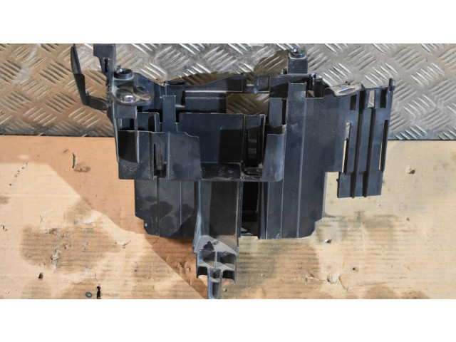 Блок предохранителей  8632555   BMW X3 G01    