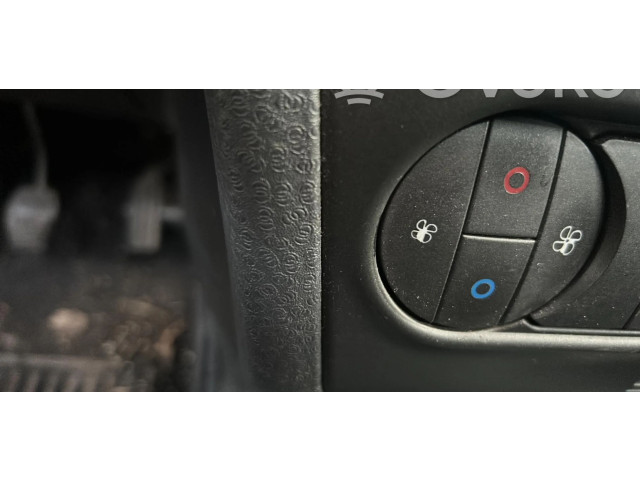 Блок управления климат-контролем 1436158   Ford Fusion