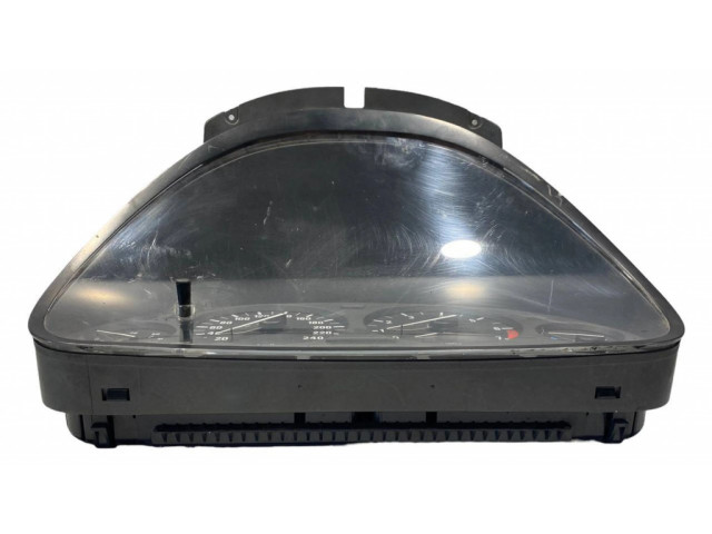 Přístrojová deska BMW 5 E39 2001 8375669, 62118375669