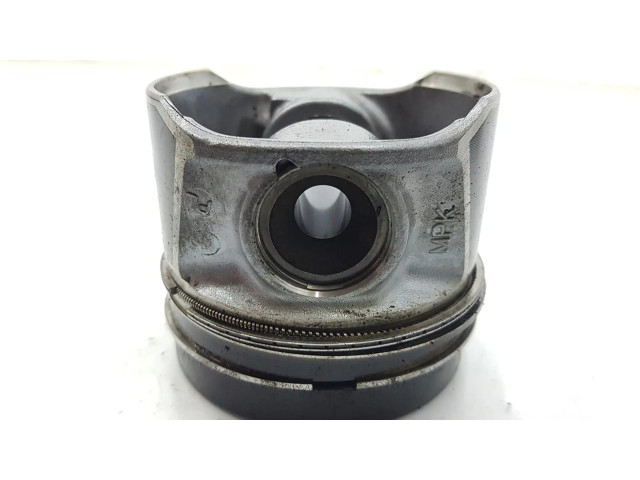 Píst 04L107065AR, 1151CB   Seat Leon IV  pro naftový motor 1.6  