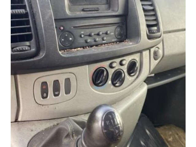 Моторчик дворников 7701055893    Renault Trafic II (X83)