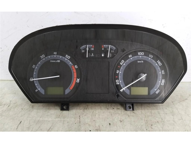 Панель приборов 88311298 Skoda Fabia Mk4 (6VA)