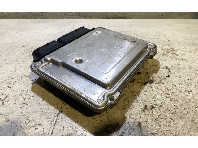 Блок управления двигателя 03C906016F, 03C906016C Volkswagen Golf VI