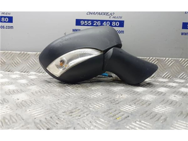 Зеркало (механическое)       Renault Clio I  1990 - 1998 года   