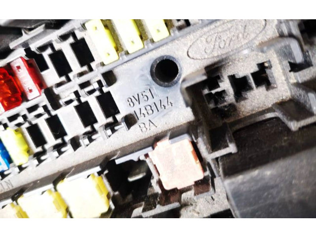 Pojistková skříňka 8v5114b144ba Ford Fiesta 2008