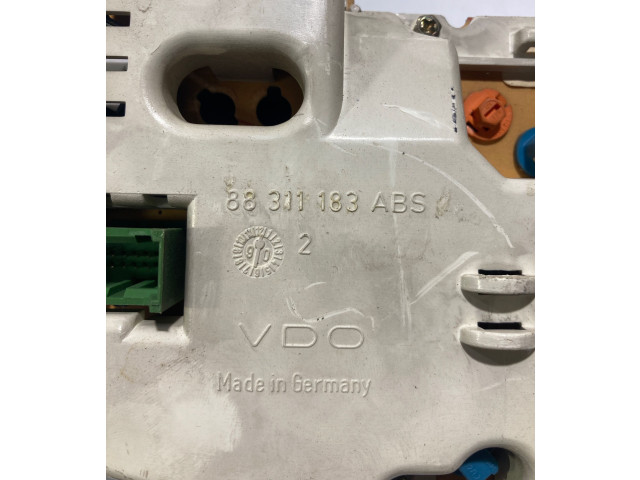 Přístrojová deska Audi 100 S4 C4 1991 88311183