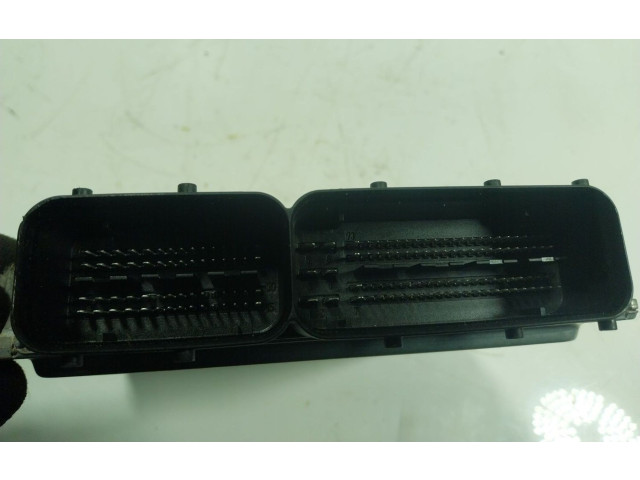 Блок управления двигателя 03F906070JH, 03F906070 Skoda Yeti (5L)