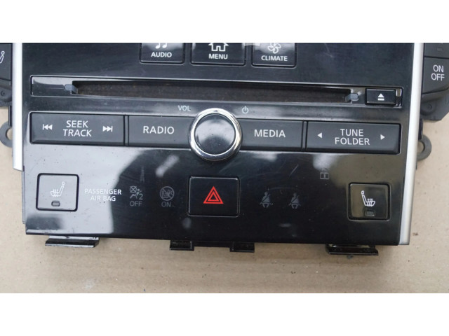 Блок управления климат-контролем Infiniti Q60