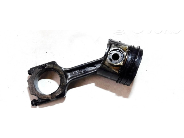 Píst Fiat Punto (188) pro naftový motor 1.9