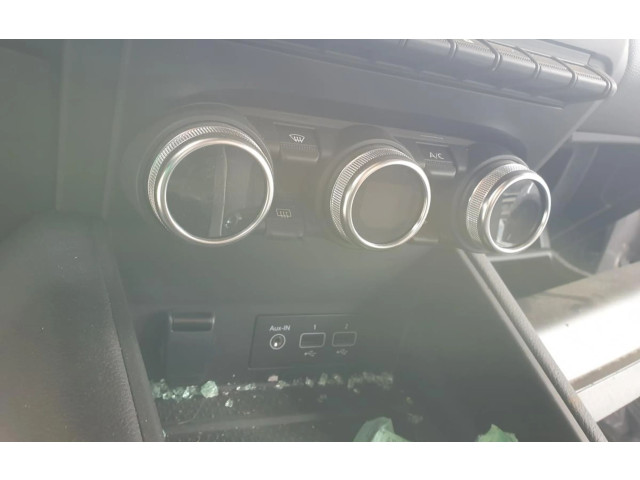 Блок управления климат-контролем    Renault Captur II