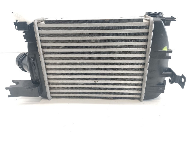 Интеркулер 7144963014R, 014461B680E Dacia Sandero