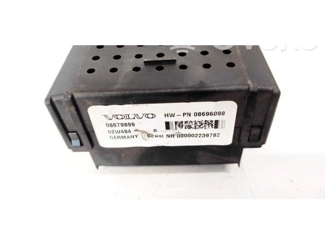 Блок предохранителей  08679899, 08696098   Volvo S70  V70  V70 XC    