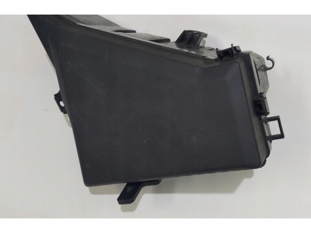 Блок предохранителей     Subaru Forester SJ    