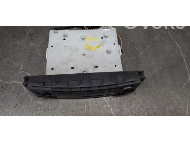 Pojistková skříňka Радио/ проигрыватель / навигация A4548200379 Smart ForFour I 2005