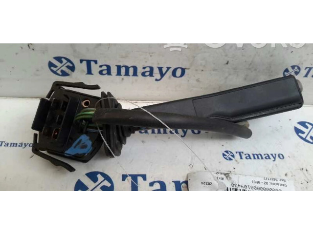 Ручка стеклоочистителей 3402177 Volvo 480