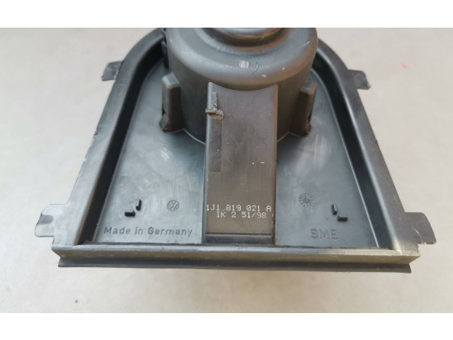 Вентилятор печки    1J1819021A   Audi A3 S3 8L