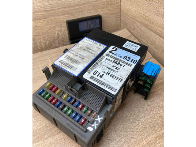 Pojistková skříňka 8200004201E, 518002100 Renault Espace IV 2002