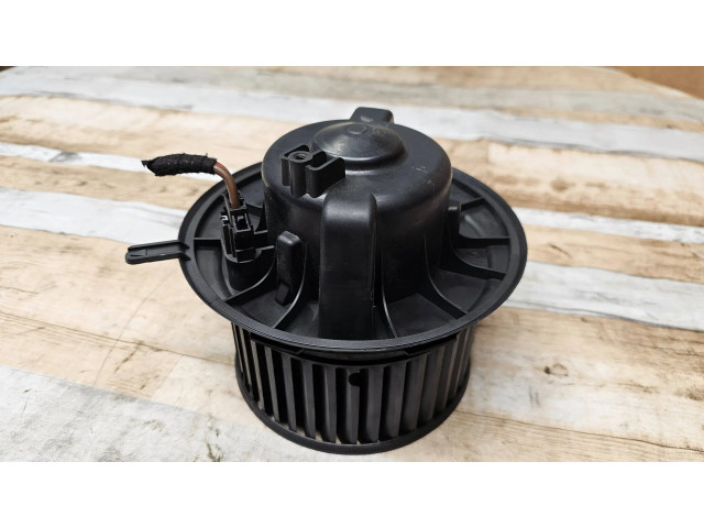 Вентилятор печки 41008963F Skoda Octavia Mk2 (1Z)