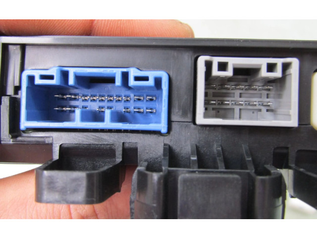 Блок управления BCKA675Z0B Mazda 3