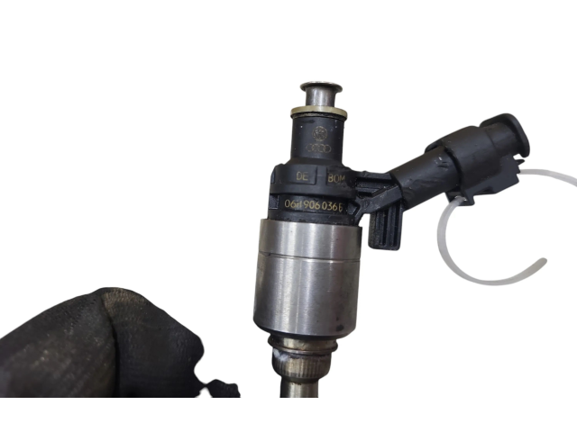 Форсунка 06H906036F, 0261500057    Audi A5 8T 8F  CAB 