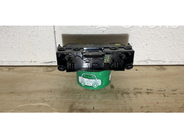 Блок управления климат-контролем 6V0819045B9B9   Skoda Fabia Mk3 (NJ)