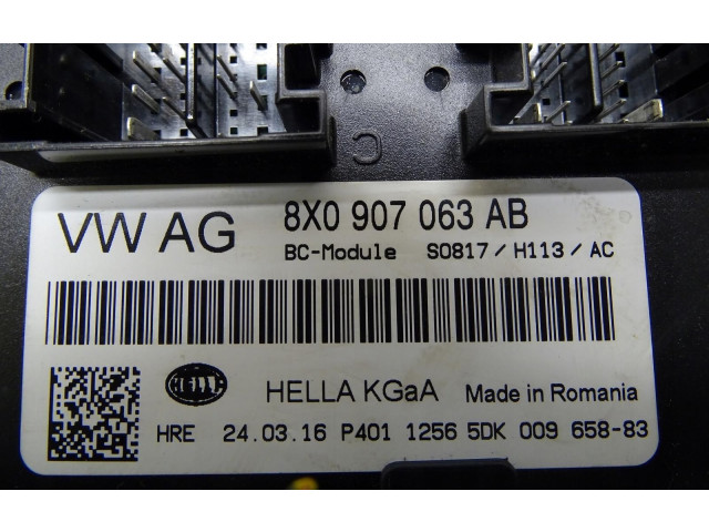 Блок комфорта 8X0907063AB Audi A1