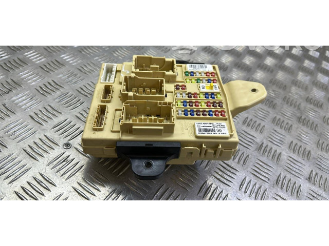 Блок предохранителей 954002P656   KIA Sorento    