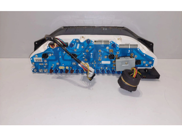 Панель приборов 9128284   Volvo 960       