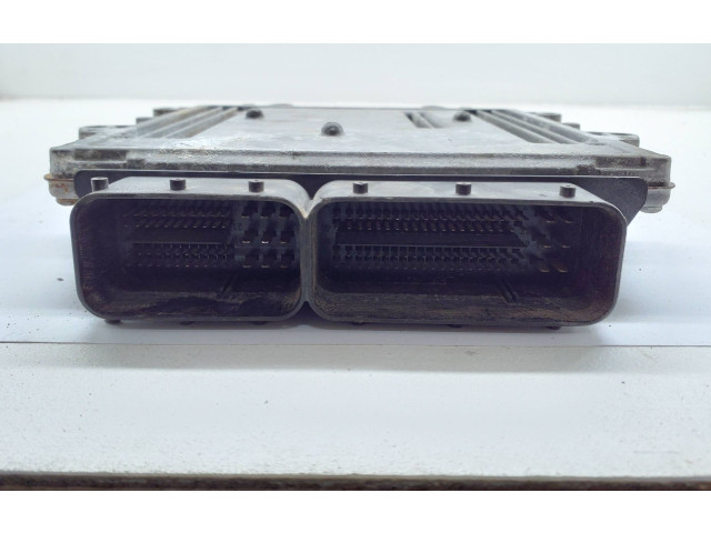 Блок управления двигателя A6391502279, 0281013498 Mitsubishi Colt