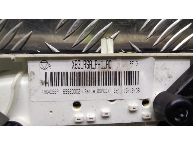 Блок управления климат-контролем 69920002, X83RSAPH1AC   Renault Trafic II (X83)