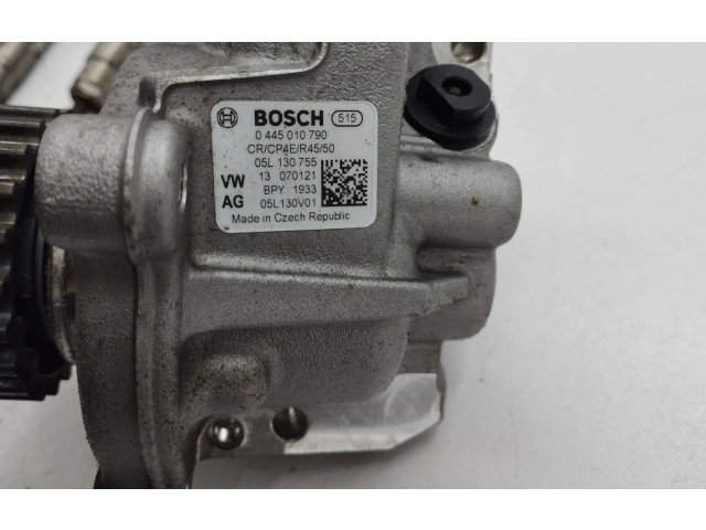 Блок предохранителей 05L130277E, 0445010790 Audi A3 8Y