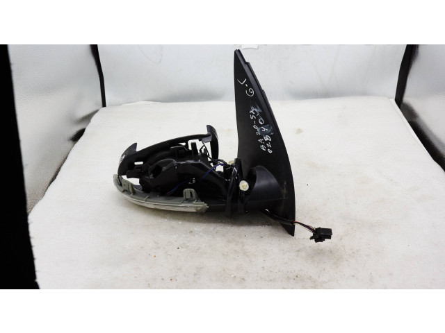 Зеркало электрическое Volkswagen Jetta V 2005 - 2010 года