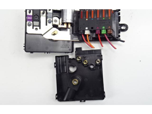 Pojistková skříňka 2119820402, 00H60 Mercedes-Benz CLS C219 2008