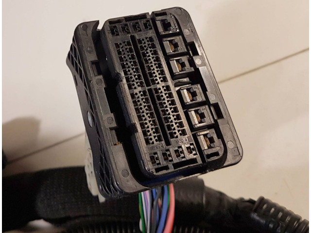 Pojistková skříňka 9824510780, 9826717980 Peugeot 208 2021