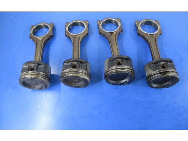 Píst    Seat Toledo II (1M)    AGZ 