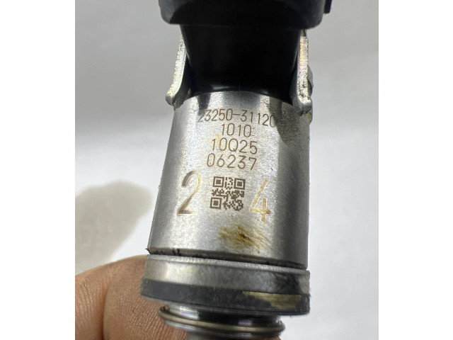 Форсунка 2325031120, 10Q25 Lexus IS III XE30 2AR