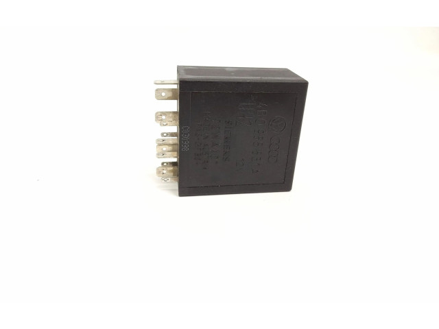 Pojistková skříňka 4B0955531A, 72WA401 Audi TT Mk1 2002