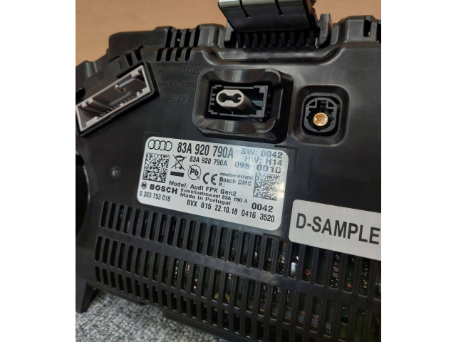 Панель приборов 83A920790A, 83A.920.790A Audi Q3 F3