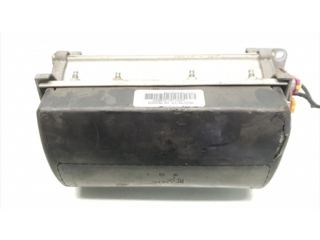 Надувная подушка для пассажира