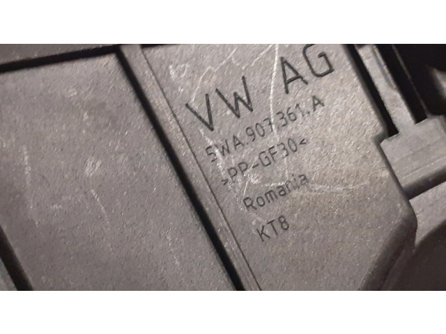 Крышка блока предохранителей 5WA907361A, 8272   Audi A3 S3 8V    