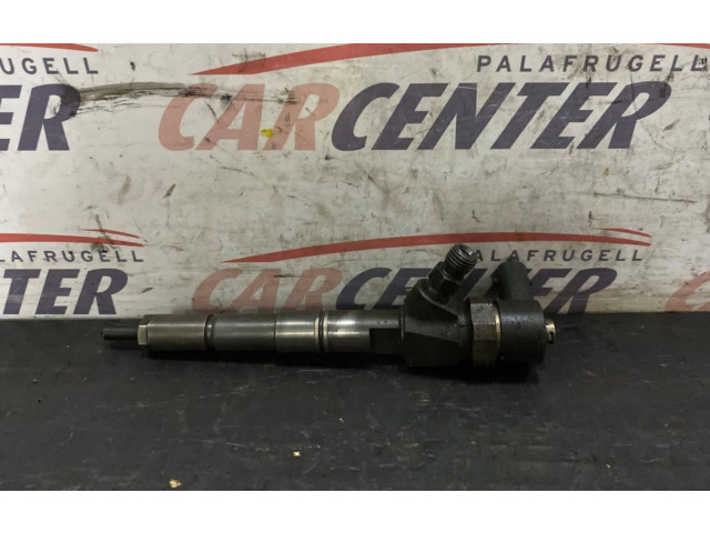 Vstřikovač 0445110157   Audi A8 S8 D3 4E     