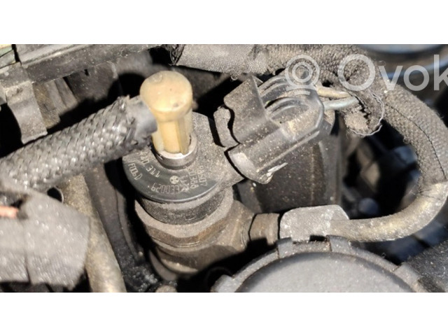 Vstřikovač 0445110311 Citroen Berlingo pro naftový motor 1.6