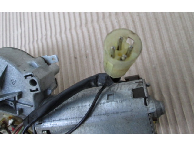 Моторчик заднего дворника     Rover 100