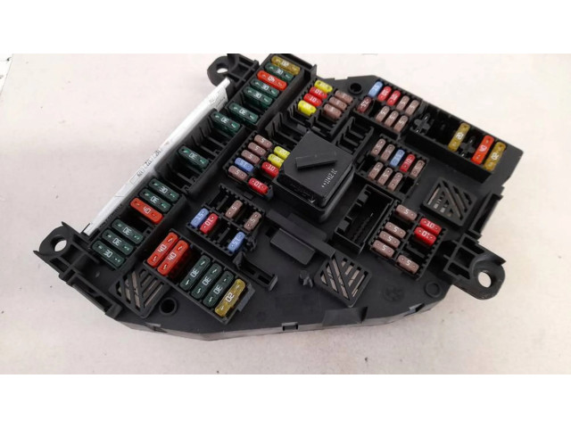 Pojistková skříňka 925281301 BMW 5 GT F07 2012