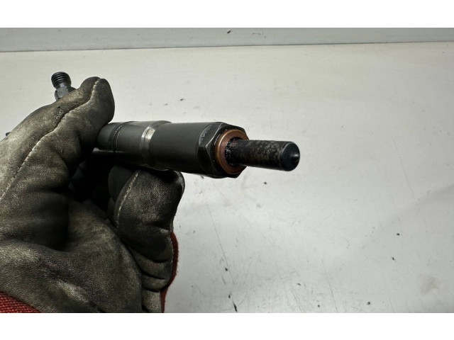 Форсунка 03L130277B, 689BBA Volkswagen Caddy