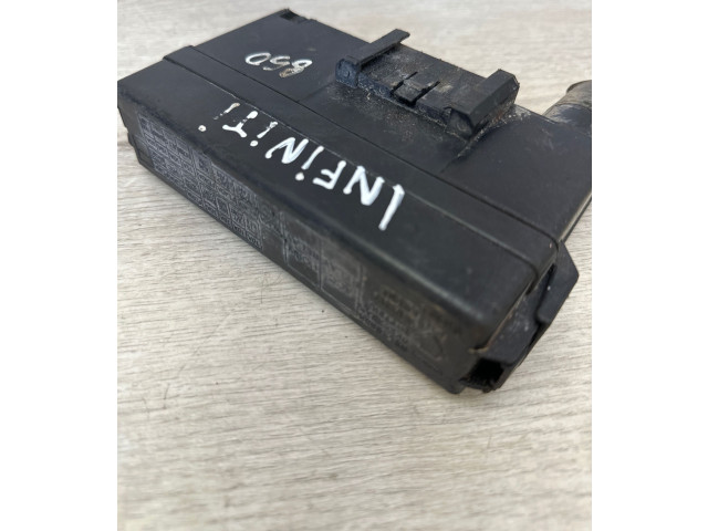 Блок предохранителей    Infiniti FX    