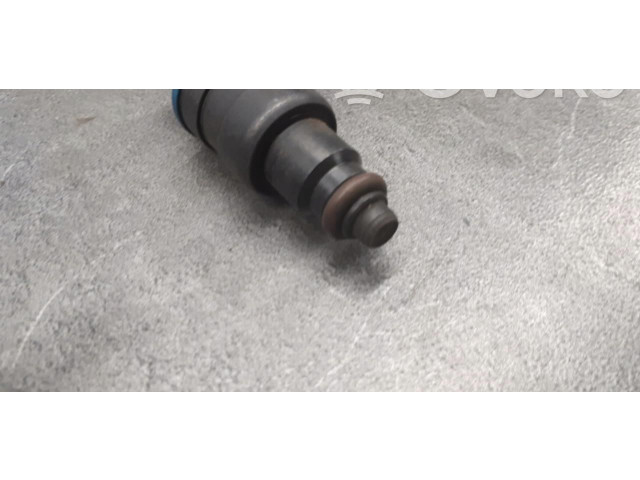 Форсунка 1389563 Volvo S70 V70 V70 XC